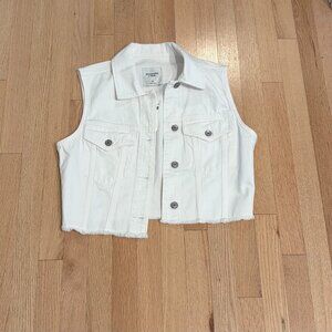 Abercrombie & Fitch White Denim Cropped Vest Size M NWT